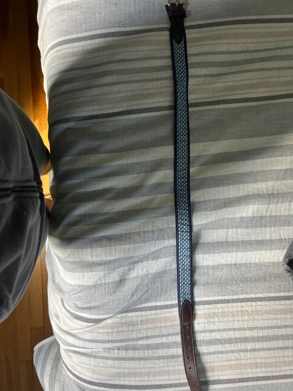 Boys VV size 28 whale belt